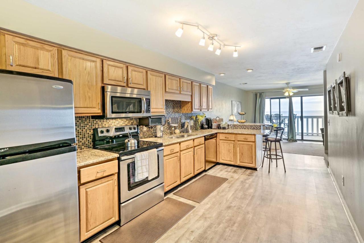 Waterfront Escape With Balcony On Shell Point Beach! Panacea Exterior photo