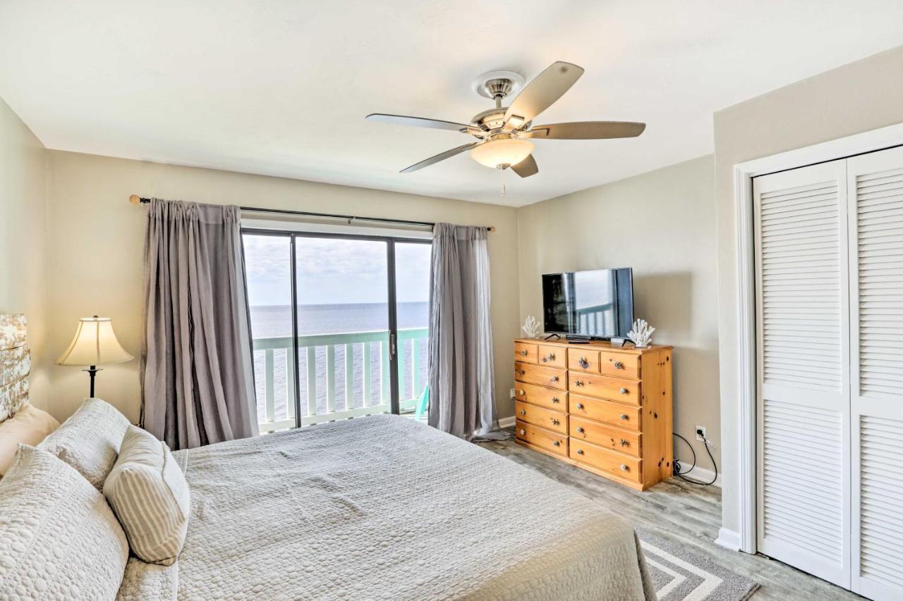 Waterfront Escape With Balcony On Shell Point Beach! Panacea Exterior photo