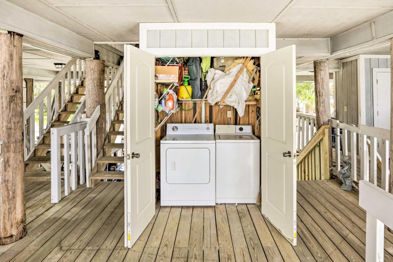Waterfront Escape With Balcony On Shell Point Beach! Panacea Exterior photo